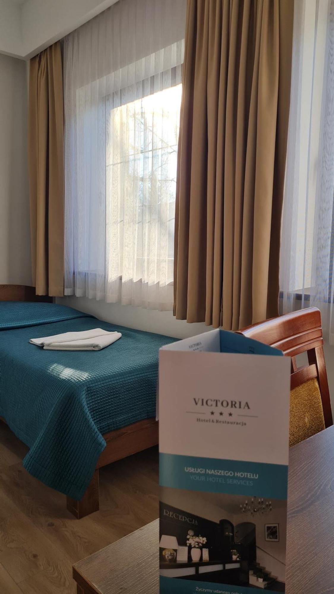 Hotel Victoria オルクシュ エクステリア 写真